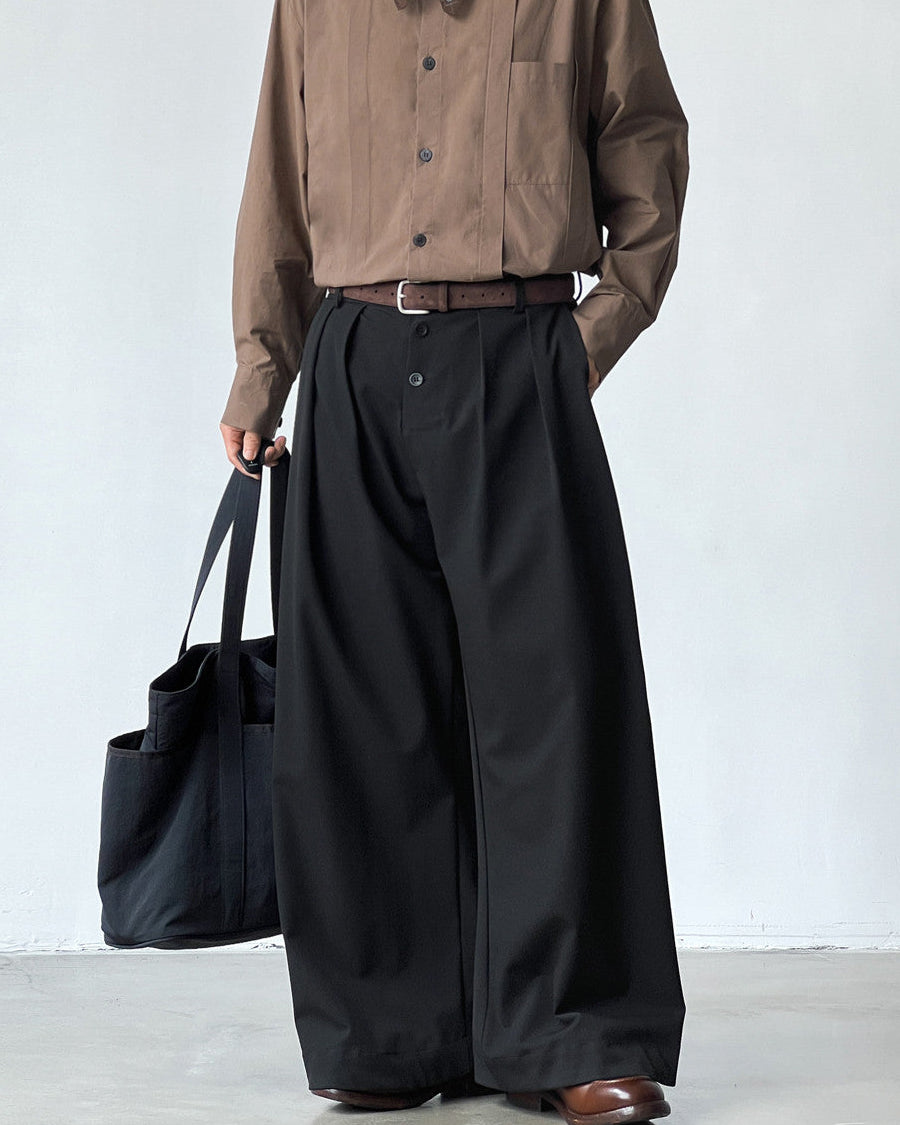 Refined Wool Pleated Trousers