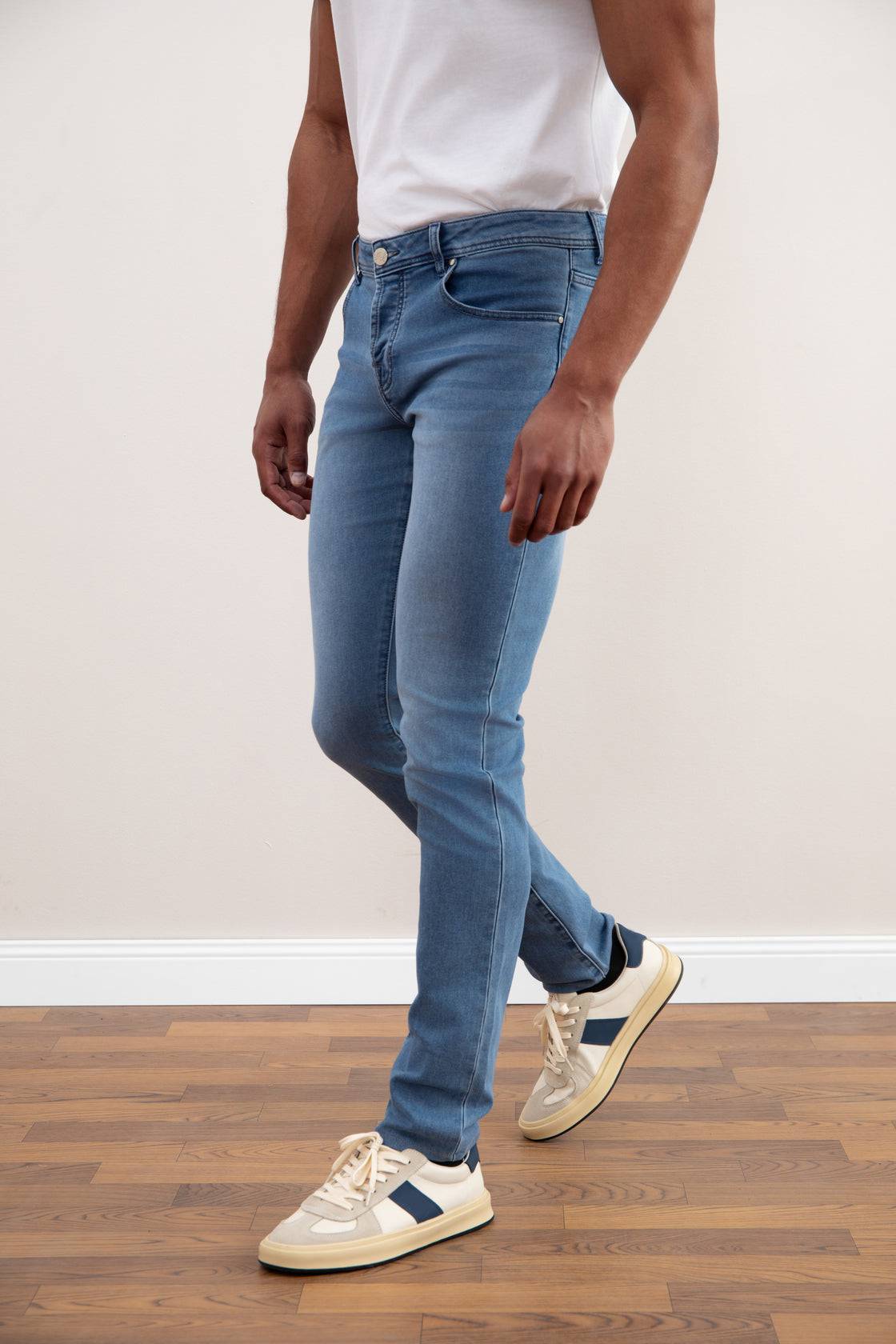 Light Blue Wash Slim-fit Jeans - Tour&Tate