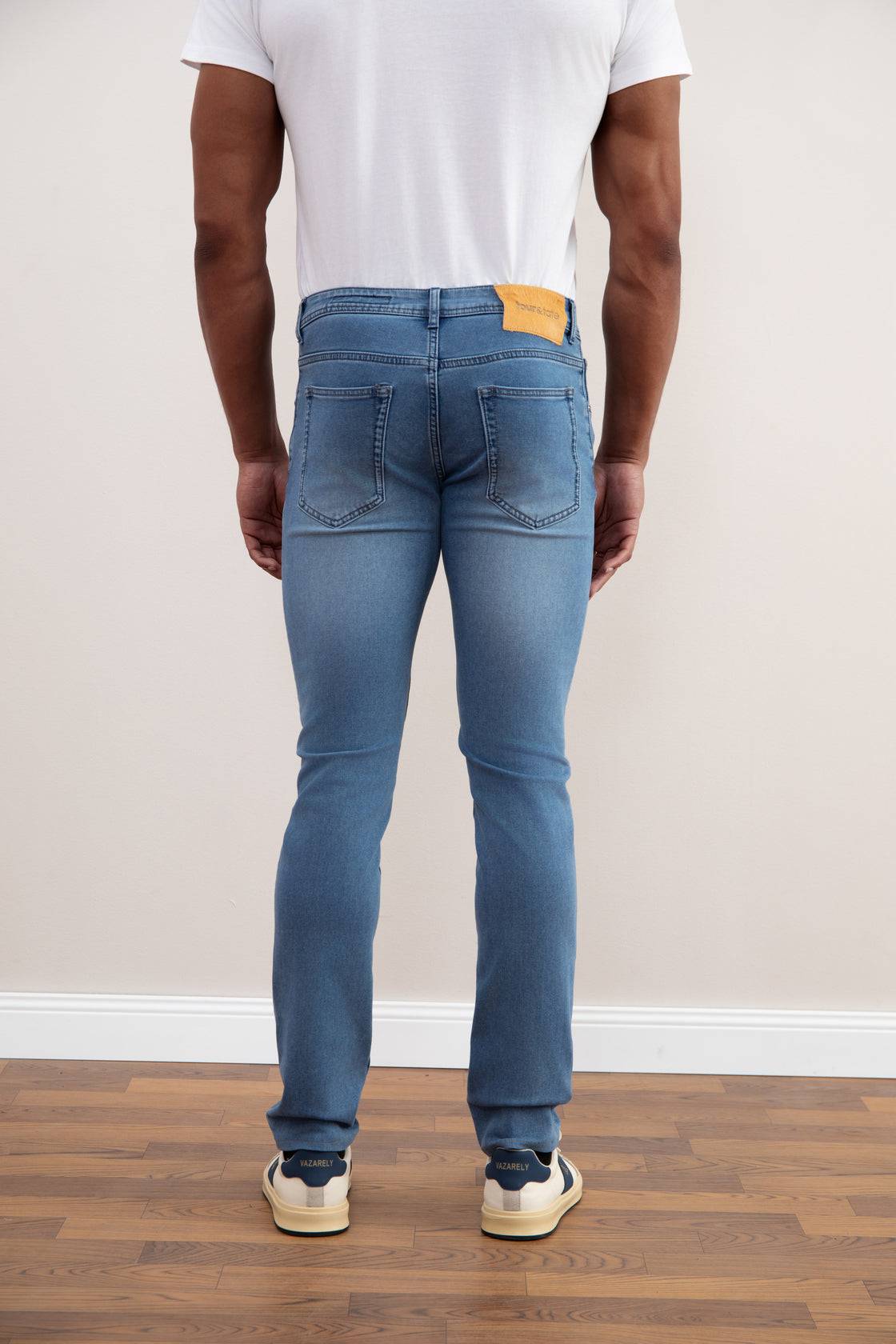 Light Blue Wash Slim-fit Jeans - Tour&Tate