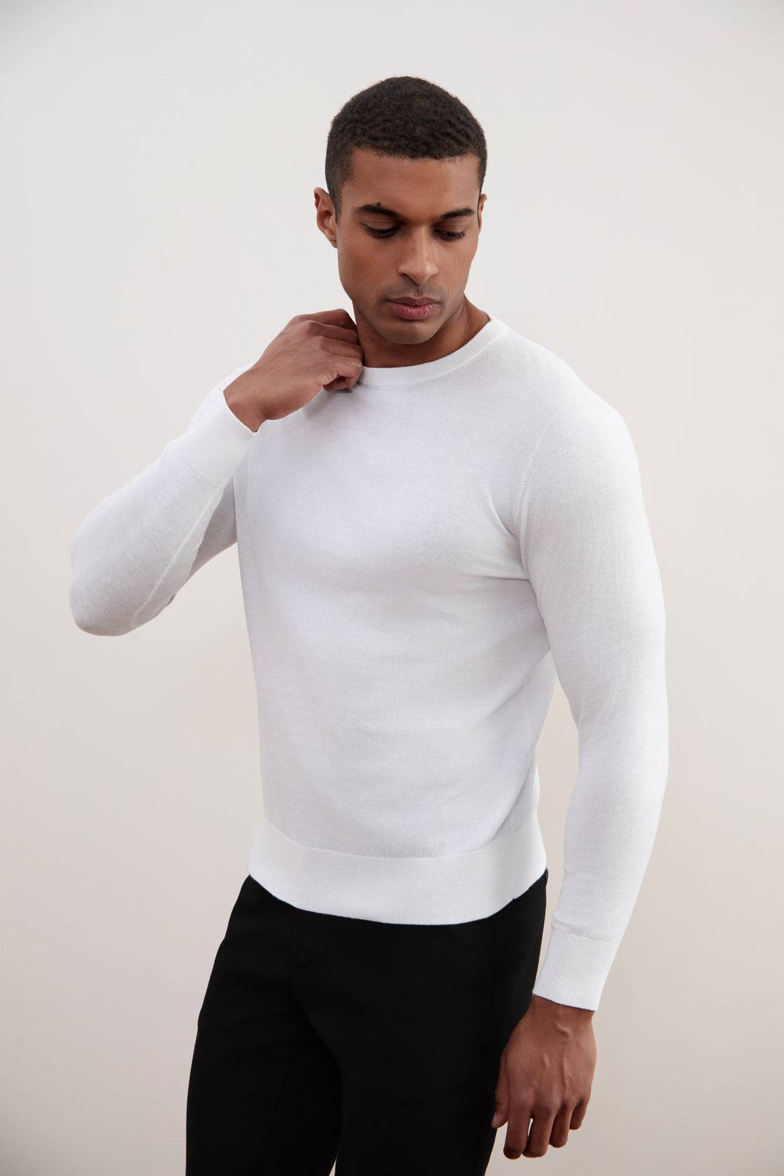 White Lightweight Crewneck Sweater - Tour&Tate