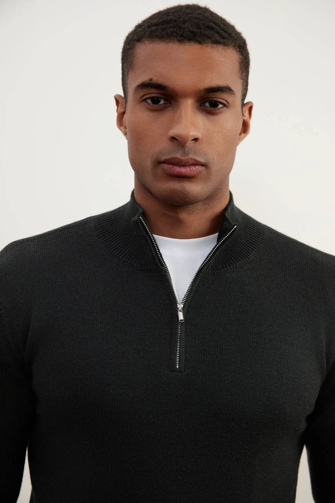 Dark Grey Merino Wool Half-Zip Sweater - Tour&Tate