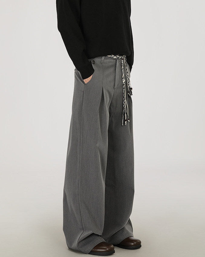 Relaxed Fit Pleated Trousers