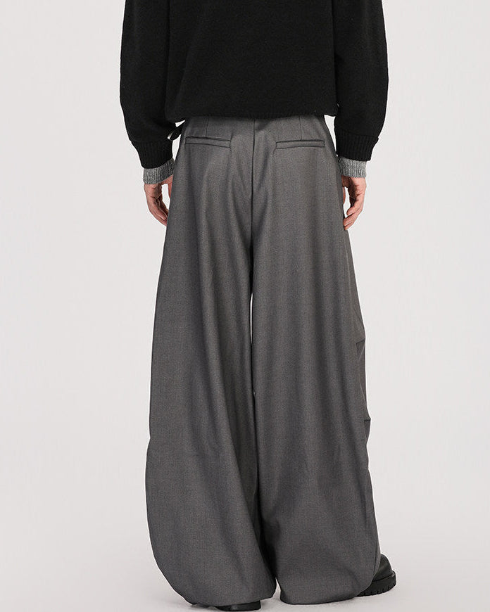 High-End Silhouette Wide-Legged Pleated Trousers