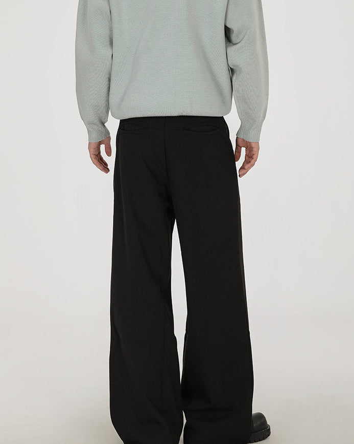 Relaxed Fit Pleated Trousers