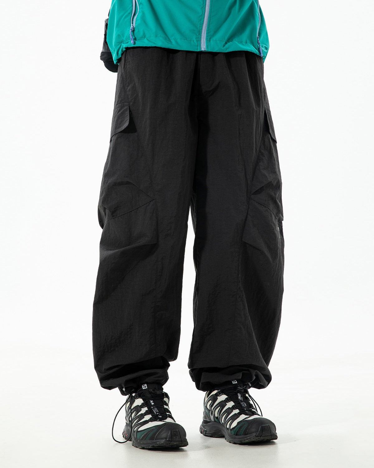 The Outdoor Water-Repellent Cargo Pants