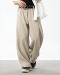 The Three-Dimensional Pleated Pants
