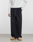 Shallow Silhouette Wide-Leg Slacks Pants