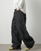 The Seamline Relaxed Denim Jeans