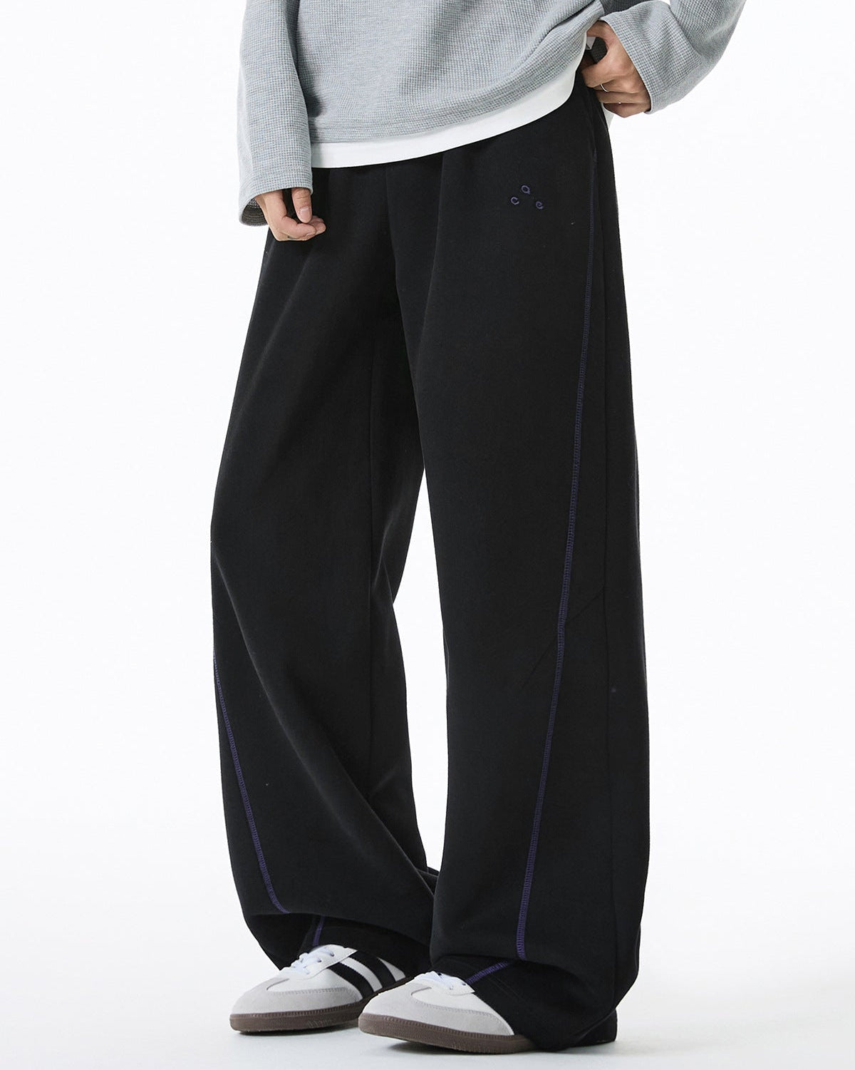 The Contour Split Sweatpants